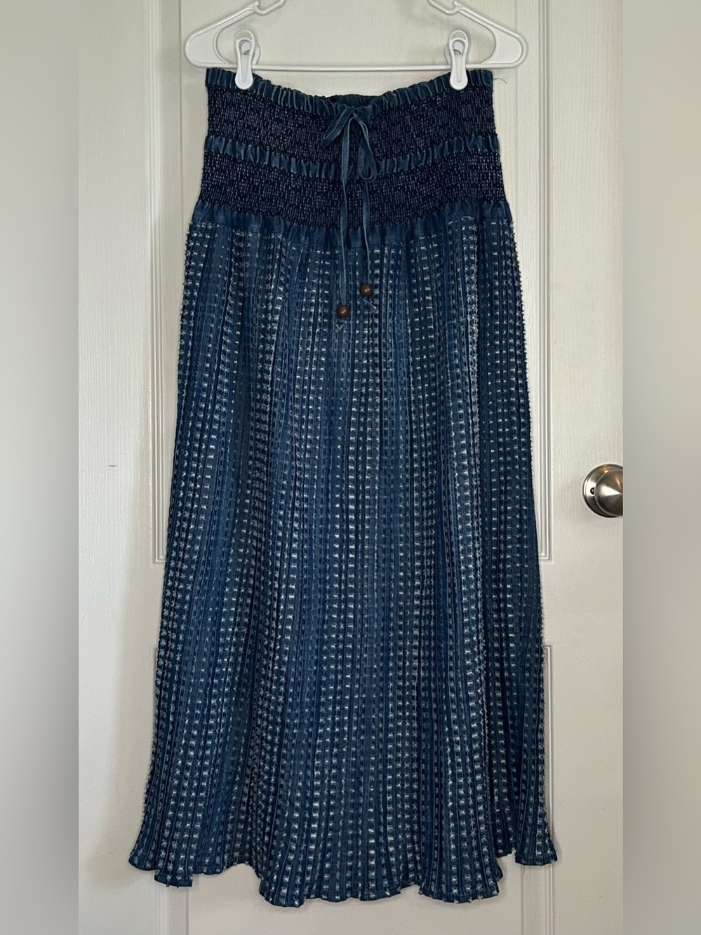 Tantrums Sz XL Elastic Waist Maxi Western Chambray Boho Hippie Festival Skirt